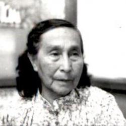 Carmen Vivanco Vega (1916-2020)